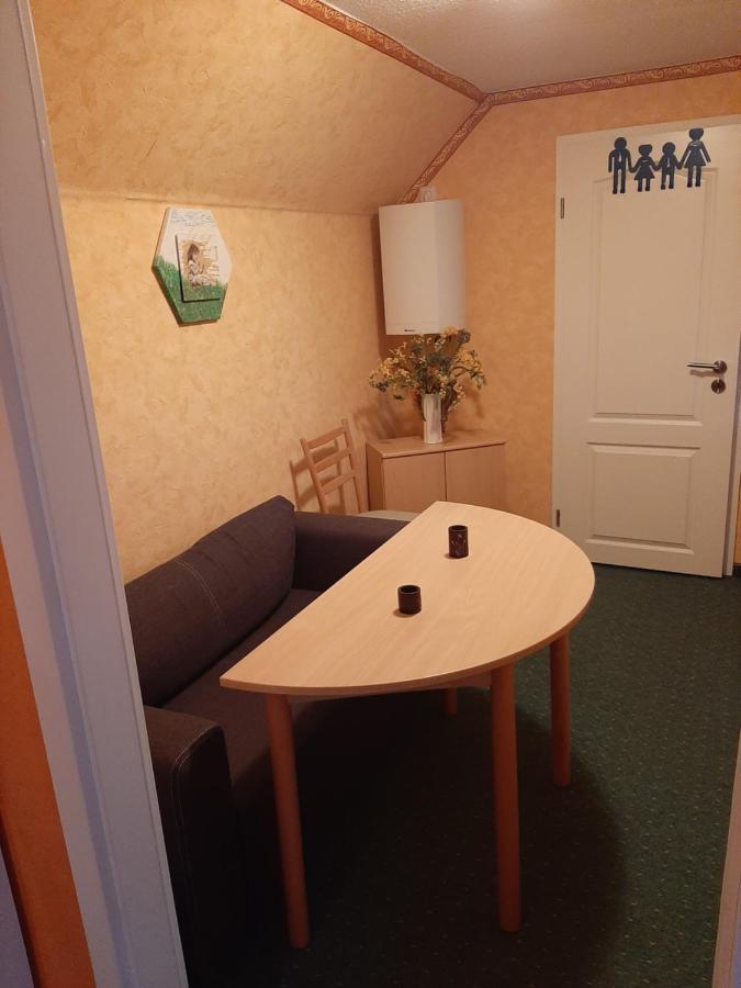 Appartement Ferienunterkuenfte Wesenberg Extérieur photo